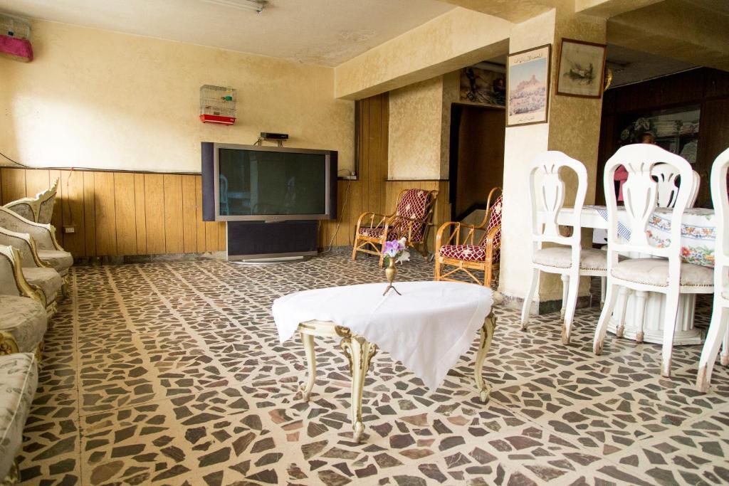 Sun Rise Hotel & Hostel & Tours Amman Dış mekan fotoğraf
