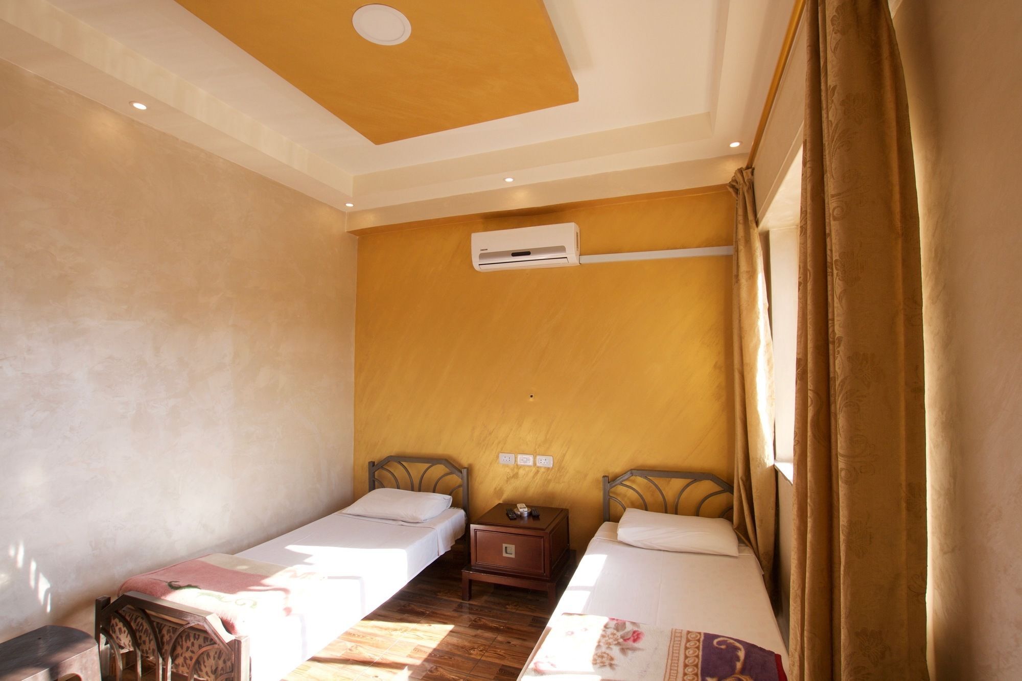 Sun Rise Hotel & Hostel & Tours Amman Dış mekan fotoğraf