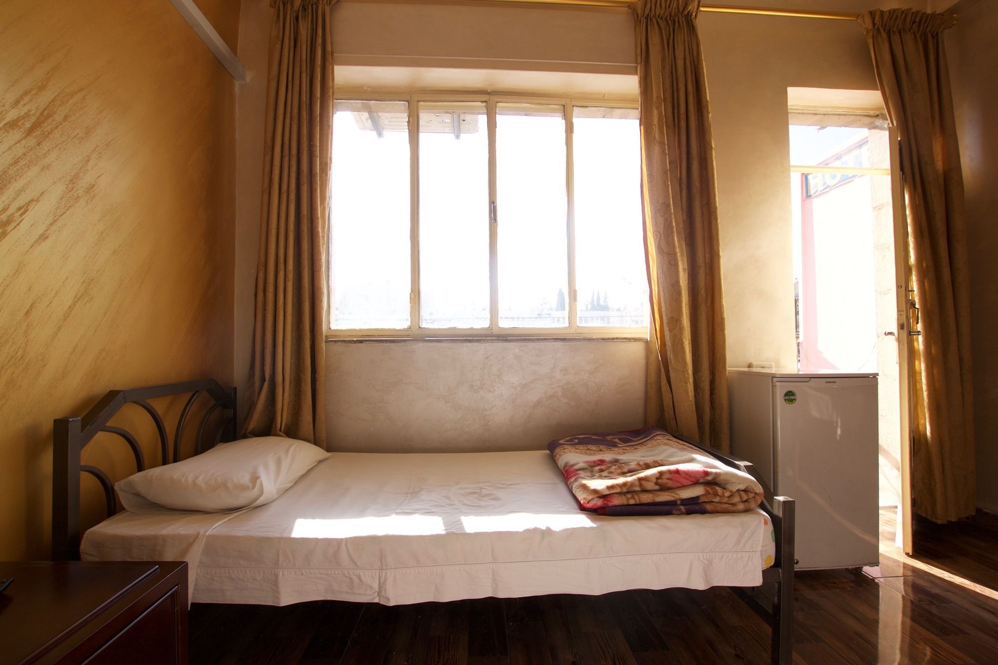 Sun Rise Hotel & Hostel & Tours Amman Dış mekan fotoğraf